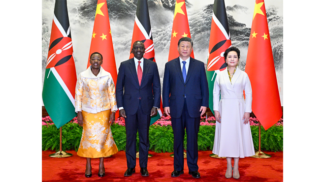 习近平同肯尼亚总统鲁托会谈